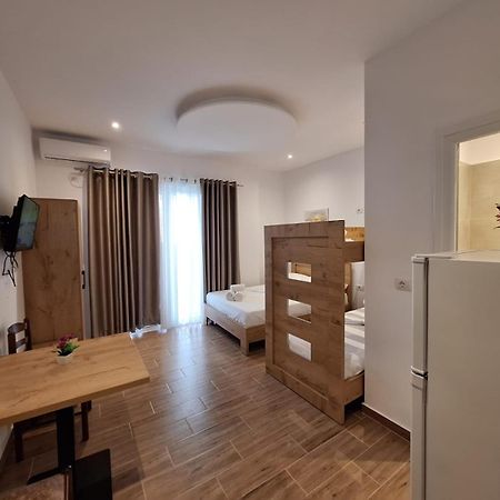 Xuxi Apartments Lukovë Dış mekan fotoğraf