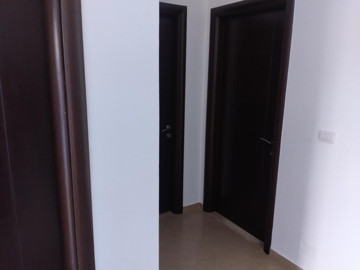 Xuxi Apartments Lukovë Dış mekan fotoğraf