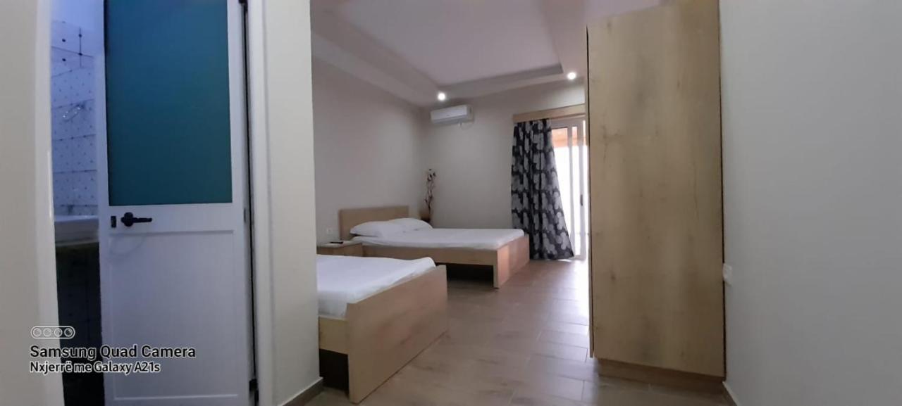 Xuxi Apartments Lukovë Dış mekan fotoğraf